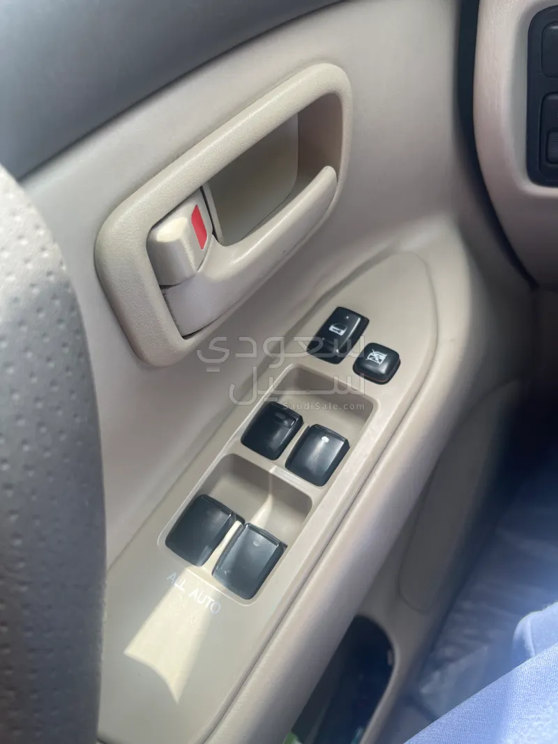 2004 Toyota Land Cruiser GX