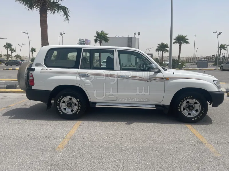 2004 Toyota Land Cruiser GX