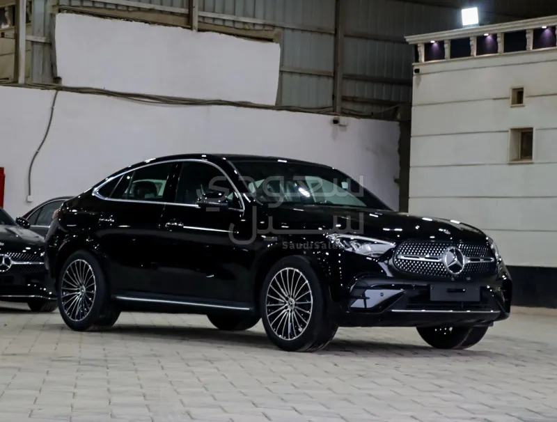 2025 Mercedes-Benz C 200