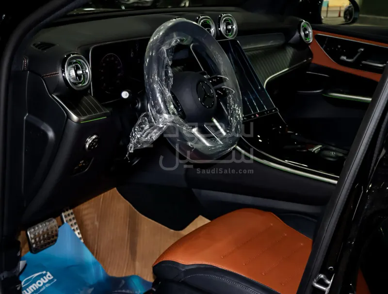 2025 Mercedes-Benz C 200