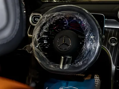 2025 Mercedes-Benz C 200