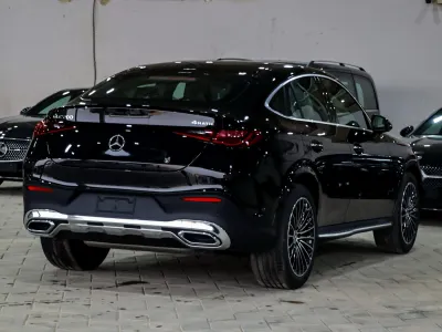 2025 Mercedes-Benz C 200