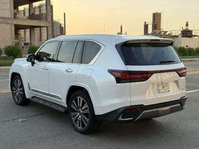 2024 Lexus LX 600