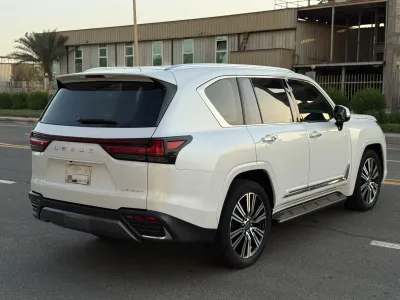 2024 Lexus LX 600