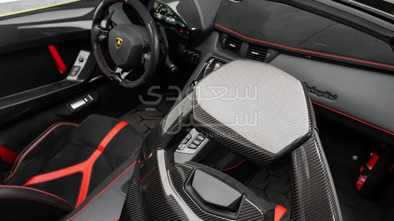 2021 Lamborghini Aventador SVJ