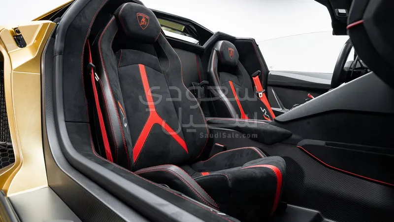 2021 Lamborghini Aventador SVJ