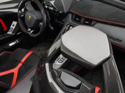 2021 Lamborghini Aventador SVJ