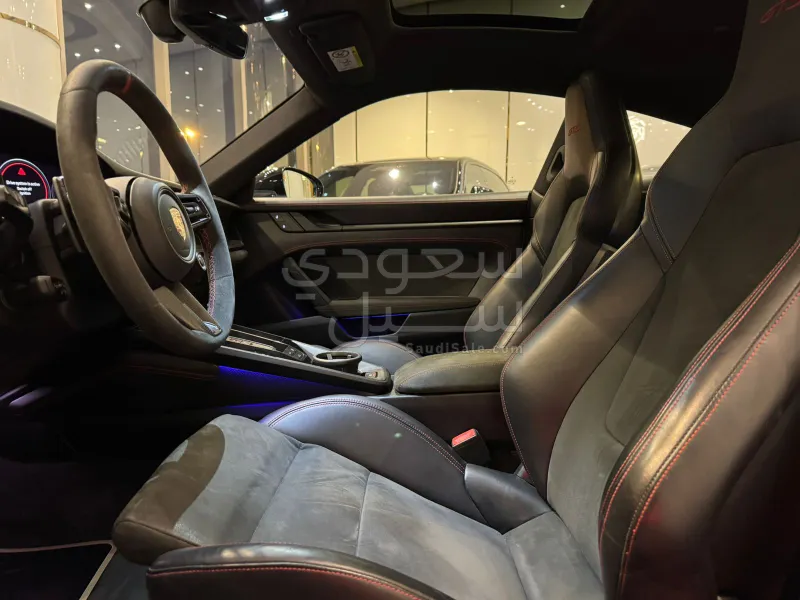 2022 بورش 911 تارجا 4 جي تي اس
