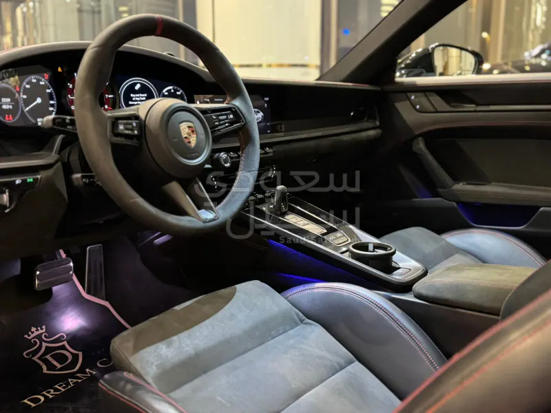 2022 بورش 911 تارجا 4 جي تي اس