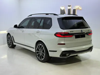 2025 بي ام دبليو الفئة اكس 7