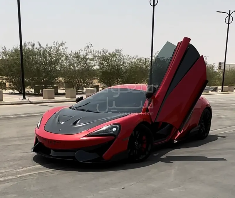 2017 مكلارين 570 اس