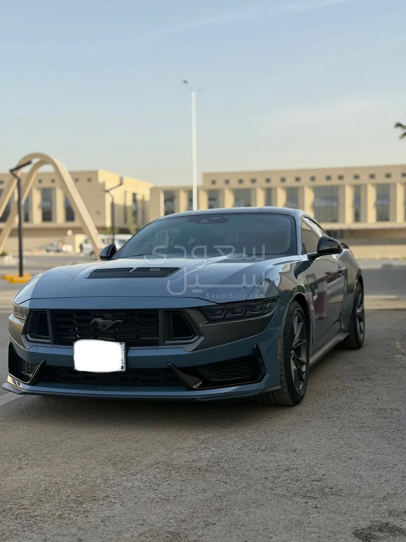 2024 فورد موستانغ دارك هورس