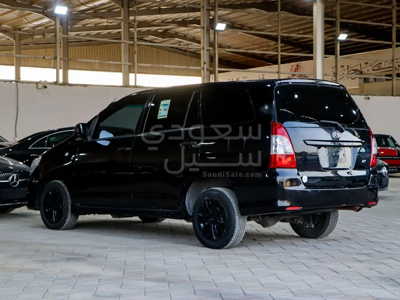 2015 تويوتا ان نوفا
