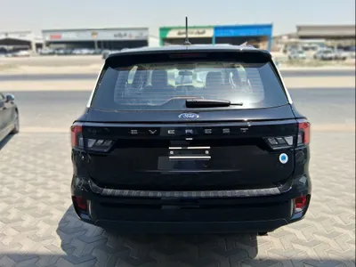2025 فورد ايفرست اكس ال تي