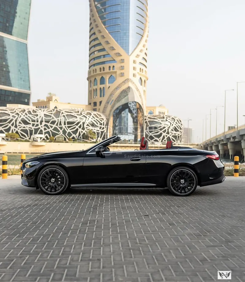 2025 مرسيدس - بنز سي إل إي 200