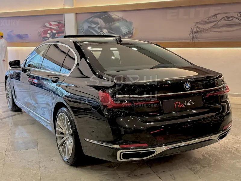 2021 BMW 7 Series 730Li
