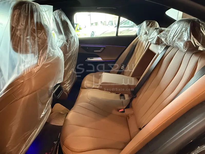 2025 Mercedes-Benz E 200 AMG