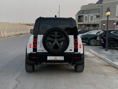 2021 لاند روفر ديفيندر 90