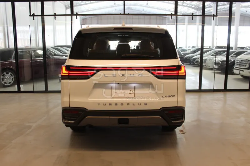 2025 Lexus LX 600
