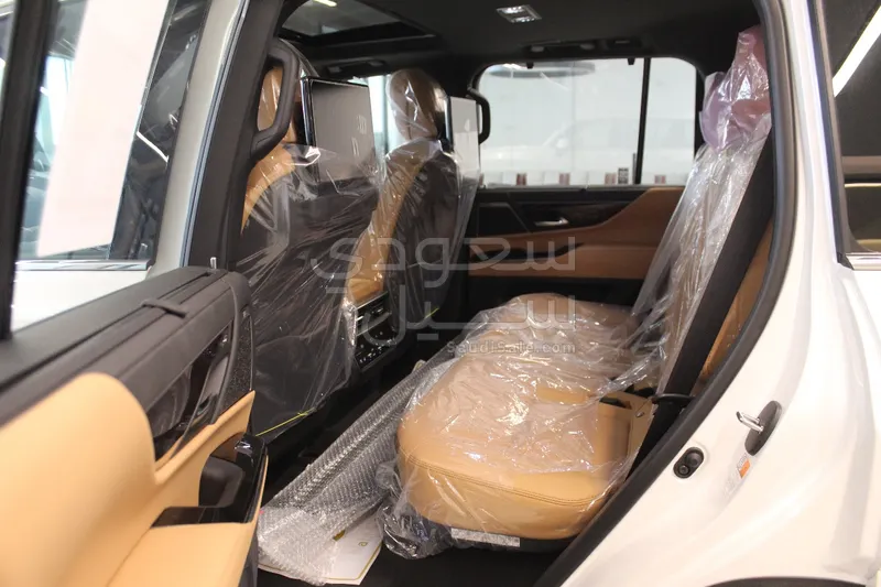2025 Lexus LX 600