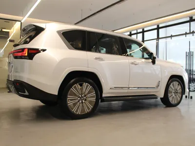 2025 Lexus LX 600