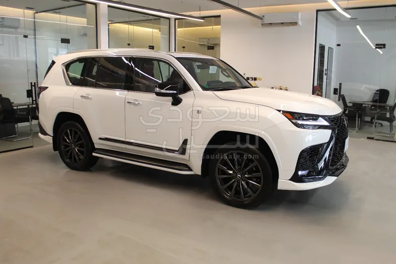 2025 Lexus LX 600 F