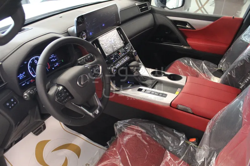 2025 Lexus LX 600 F