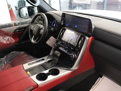 2025 Lexus LX 600 F