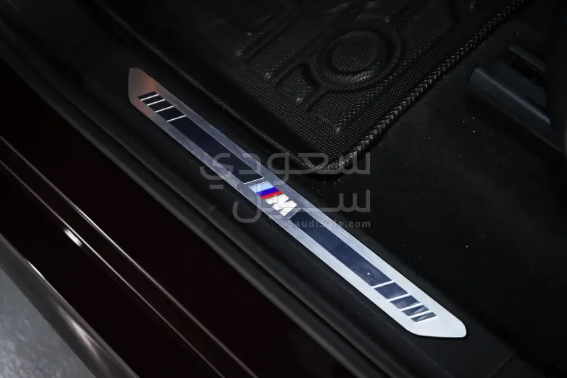 2024 BMW X Series 5 M
