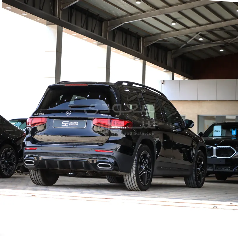 2021 Mercedes-Benz GLB 250