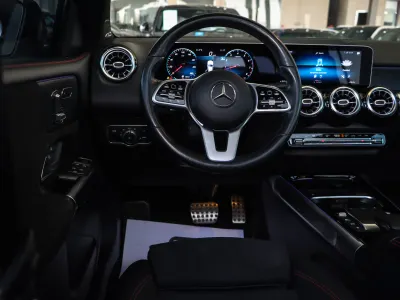 2021 Mercedes-Benz GLB 250