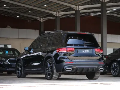 2021 Mercedes-Benz GLB 250