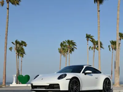 2025 Porsche 911 Carrera