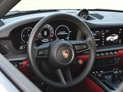 2025 Porsche 911 Carrera