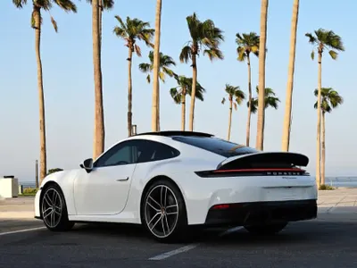 2025 Porsche 911 Carrera