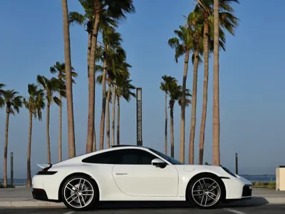 2025 Porsche 911 Carrera