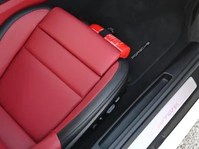 2025 Porsche 911 Carrera