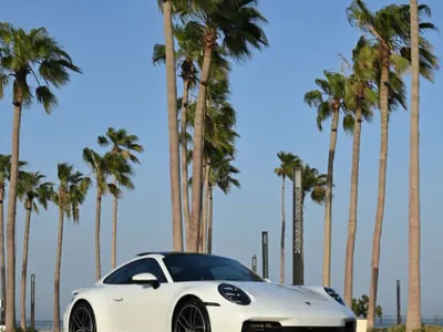 2025 Porsche 911 Carrera