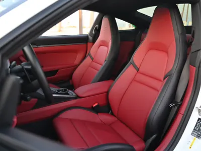 2025 Porsche 911 Carrera