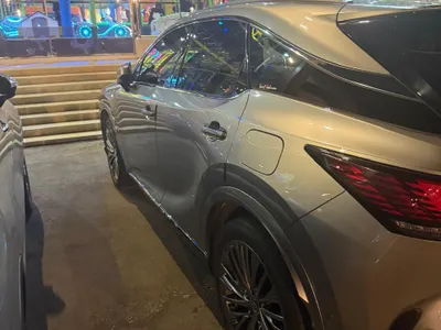 2024 لكزس أر إكس 350