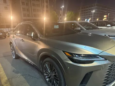 2024 لكزس أر إكس 350