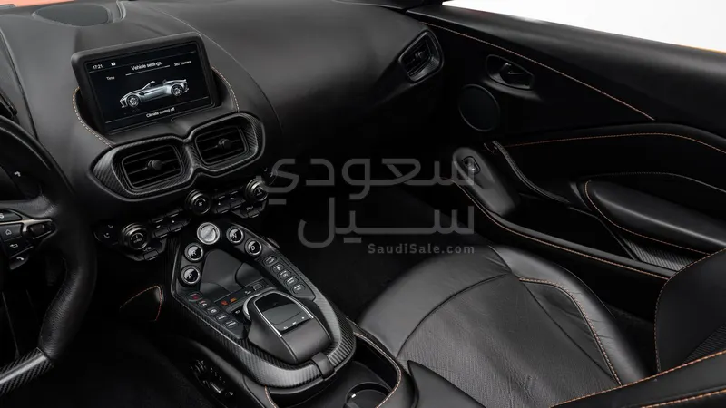 2022 Aston Martin V8 Vantage