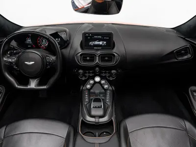 2022 Aston Martin V8 Vantage