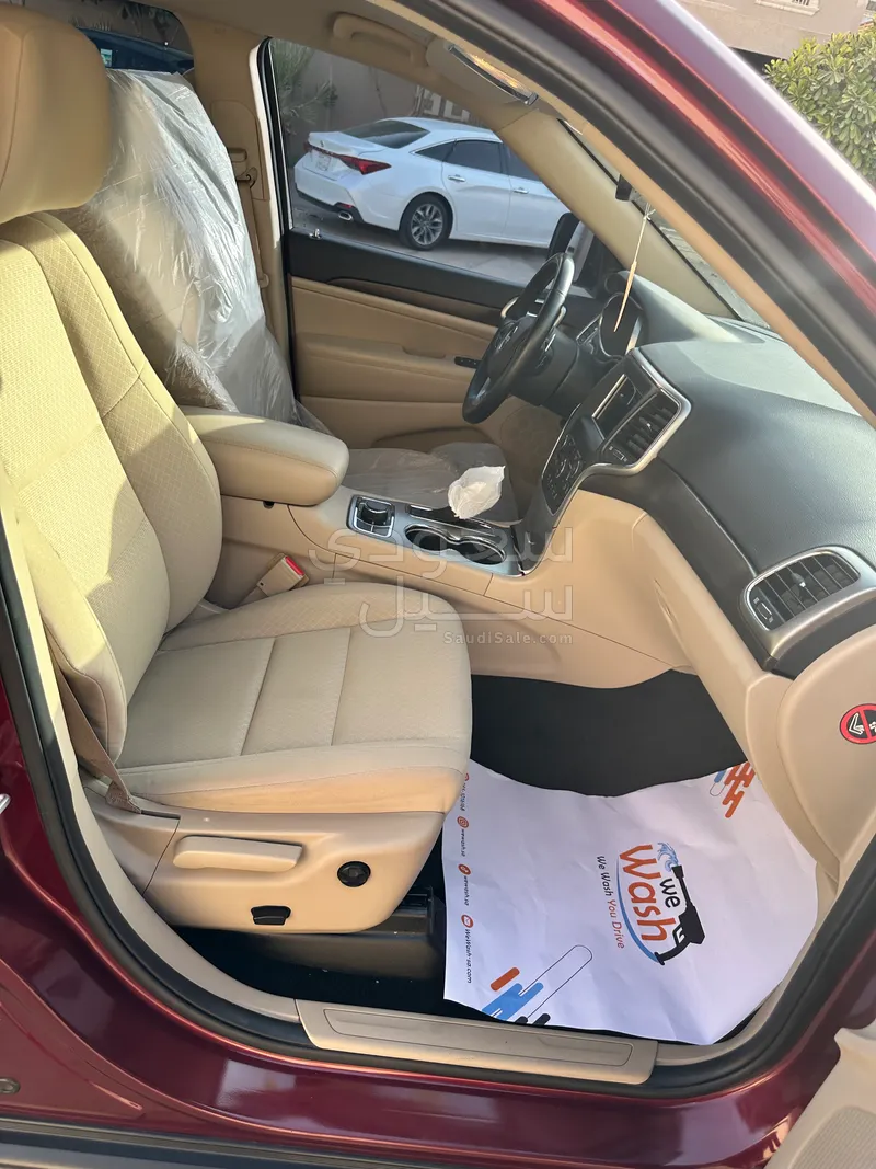 2018 Jeep Grand Cherokee Laredo