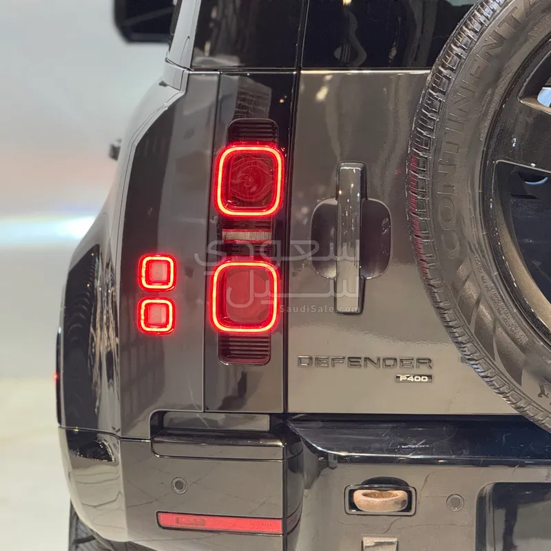 2023 Land Rover Defender X dynamic