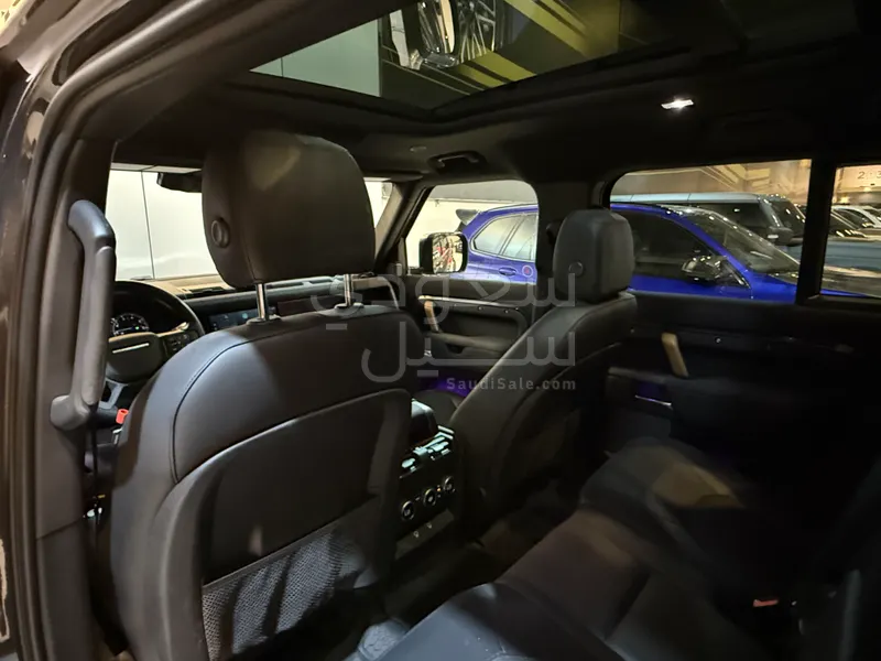 2023 Land Rover Defender X dynamic