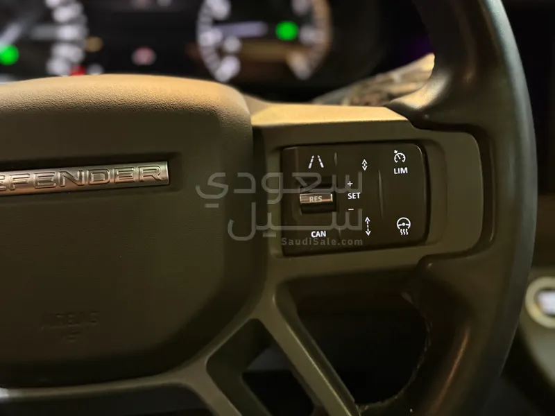 2023 Land Rover Defender X dynamic