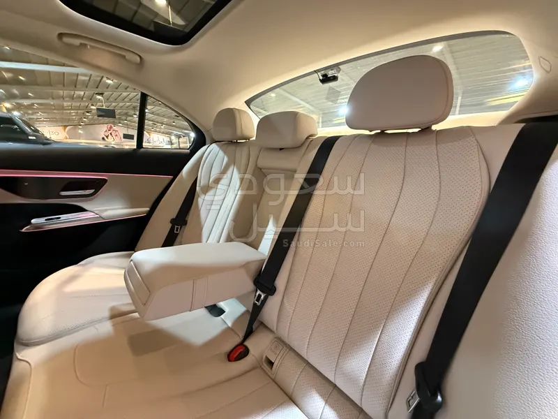 2024 Mercedes-Benz E 200