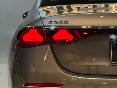 2024 Mercedes-Benz E 200
