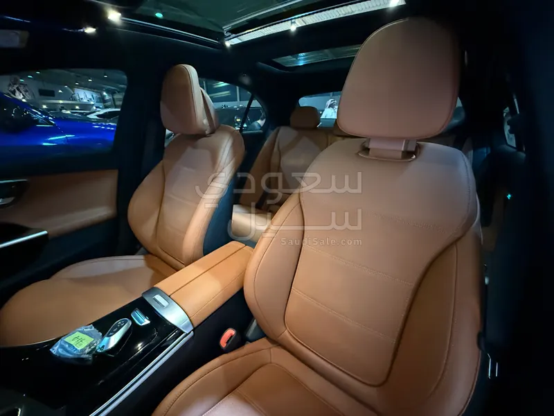 2024 Mercedes-Benz C 300